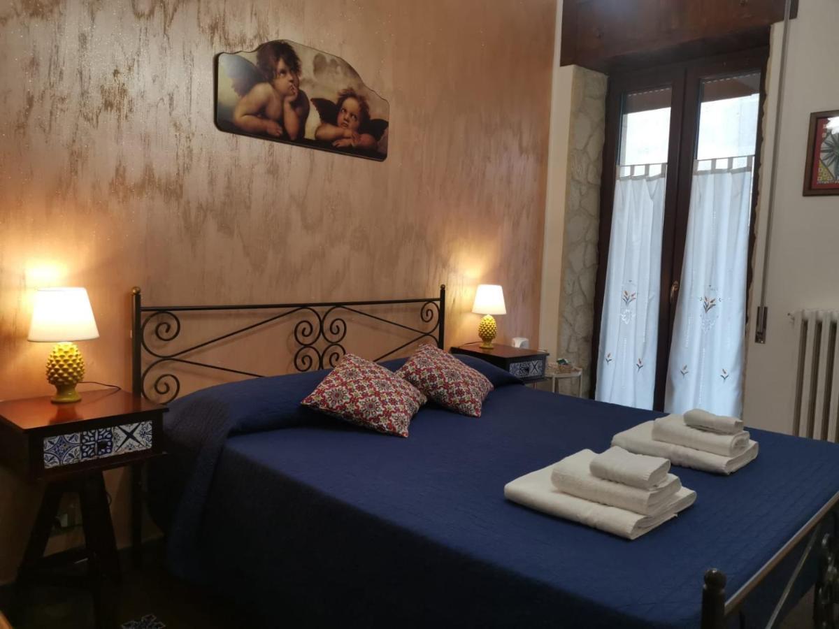 Del Centro Bed and Breakfast Enna Eksteriør billede